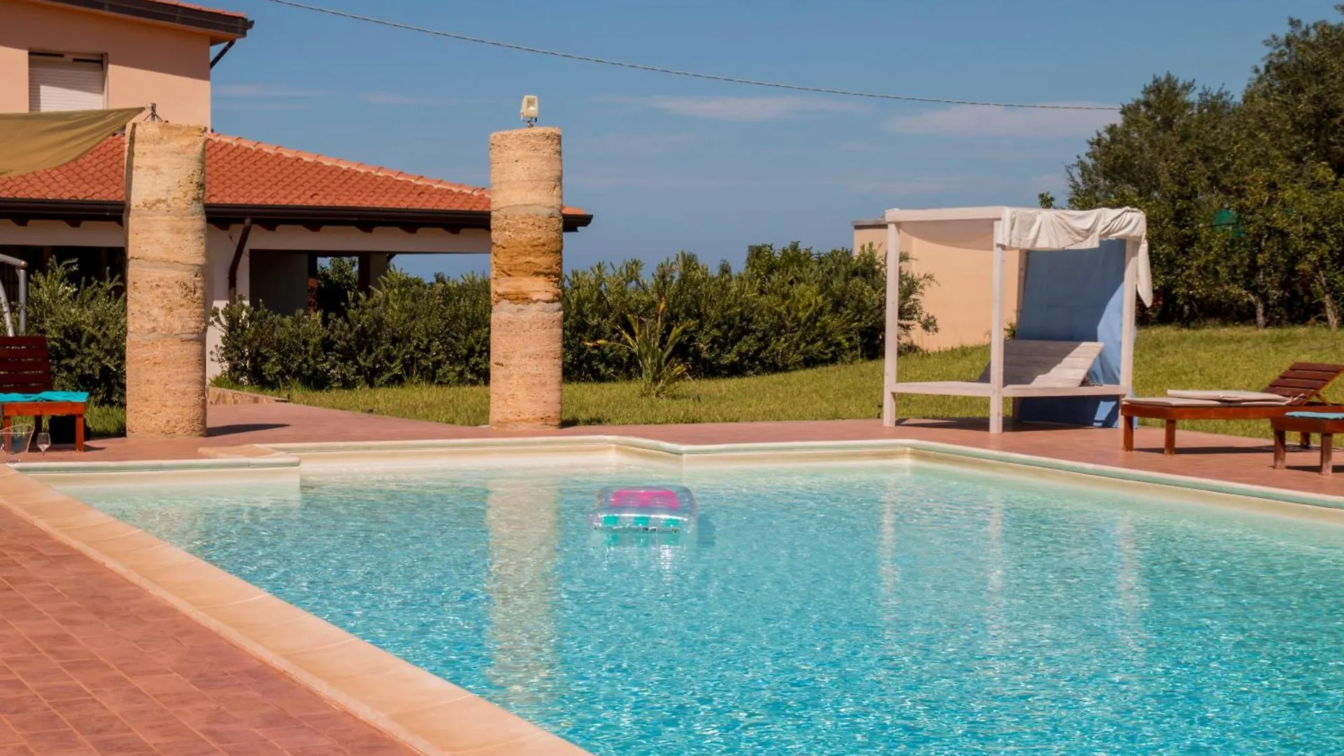 Villa con piscina Casale di Giò nel Golfo di Castellammare Partinico Italia